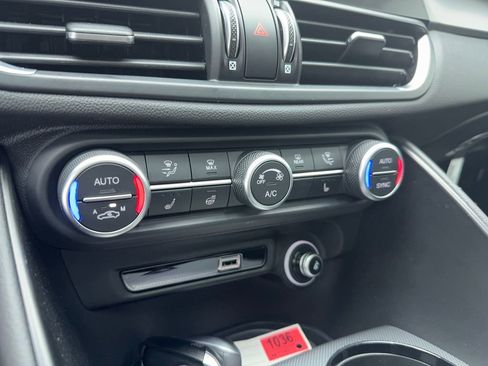 New 2026 Alfa Romeo Giulia w/ Driving Assist Package RWD image 24