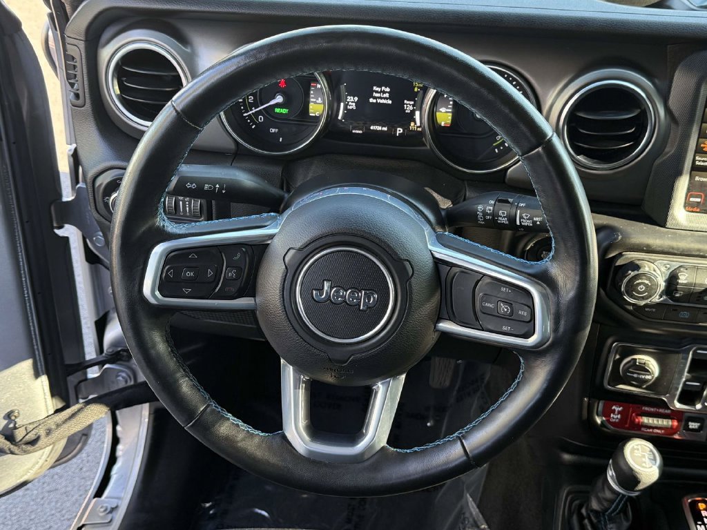 Used 2021 Jeep Wrangler Unlimited Rubicon 4xe w/ Cold Weather Group AWD/4WD image 17