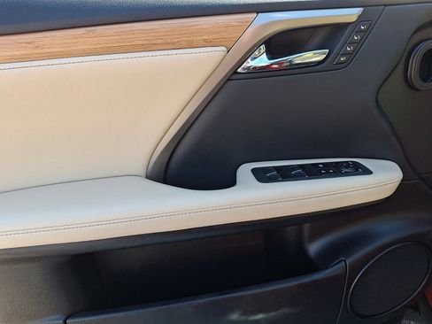 Certified 2021 Lexus RX 350L Premium w/ Premium Package image 13