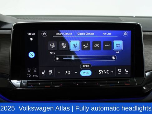 Used 2025 Volkswagen Atlas SEL AWD/4WD image 20