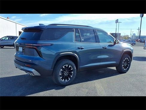 New 2026 Chevrolet Traverse Z71 w/ Enhanced Driving Package image 8