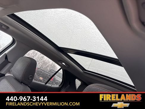 Used 2023 Chevrolet Equinox LT image 31