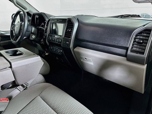 Used 2019 Ford F150 XLT w/ Equipment Group 302A Luxury AWD/4WD image 29
