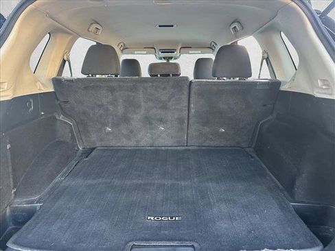 Used 2021 Nissan Rogue SV image 7