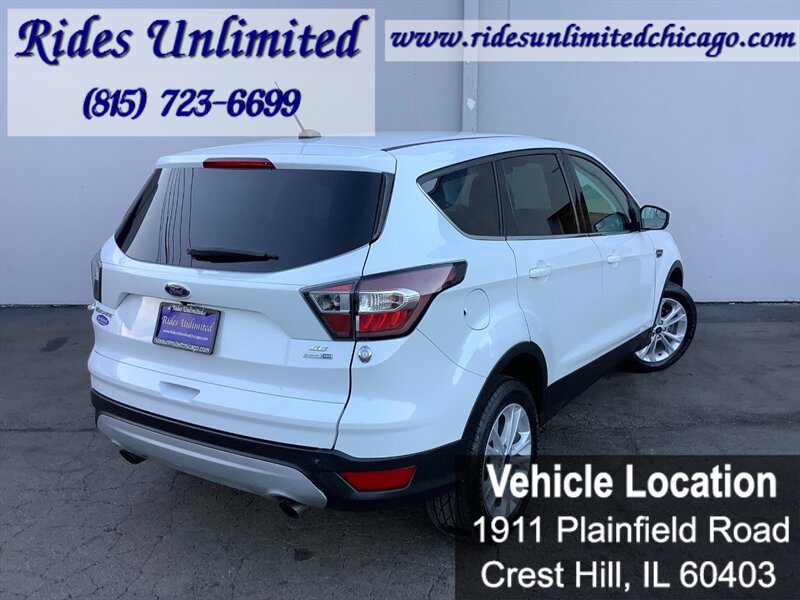 Used 2017 Ford Escape SE AWD/4WD image 9