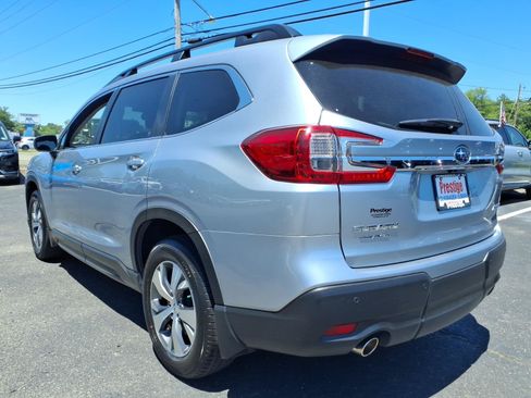 Certified 2023 Subaru Ascent Premium w/ Convenience Package AWD/4WD image 4