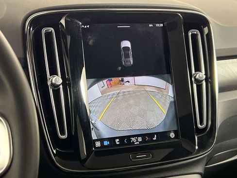 Certified 2023 Volvo C40 P8 Recharge Ultimate image 24