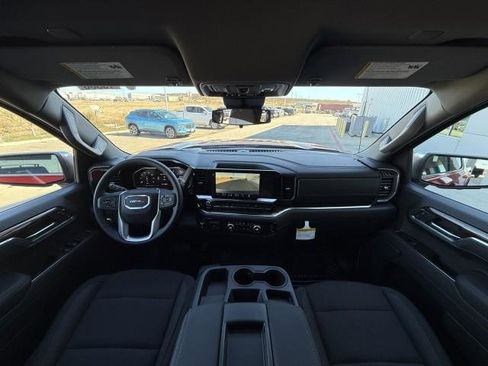 New 2026 GMC Sierra 1500 SLE w/ Preferred Package image 24