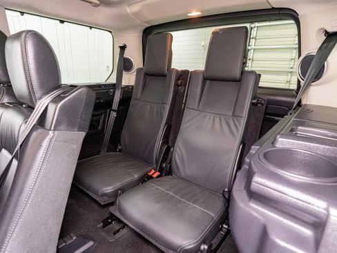 Used 2016 Land Rover LR4 HSE LUX image 36