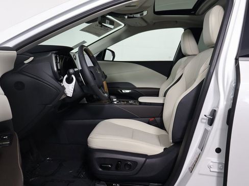 New 2026 Lexus RX 350 FWD image 5