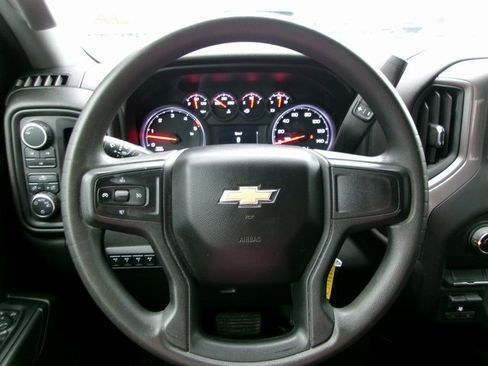 Used 2022 Chevrolet Silverado 2500 W/T w/ WT Convenience Package image 9