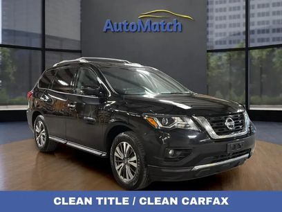 Used 2017 Nissan Pathfinder SL