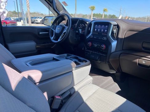 Used 2021 Chevrolet Silverado 1500 LT w/ Z71 Off-Road Package image 15