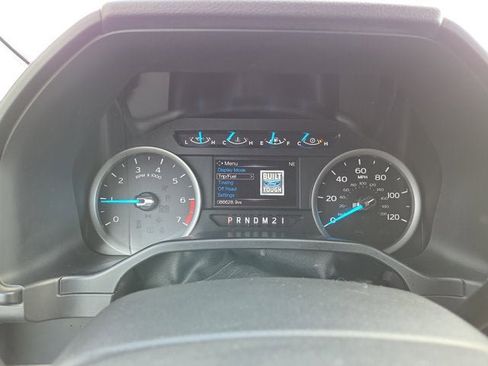 Used 2017 Ford F250 XLT w/ XLT Premium Package image 22