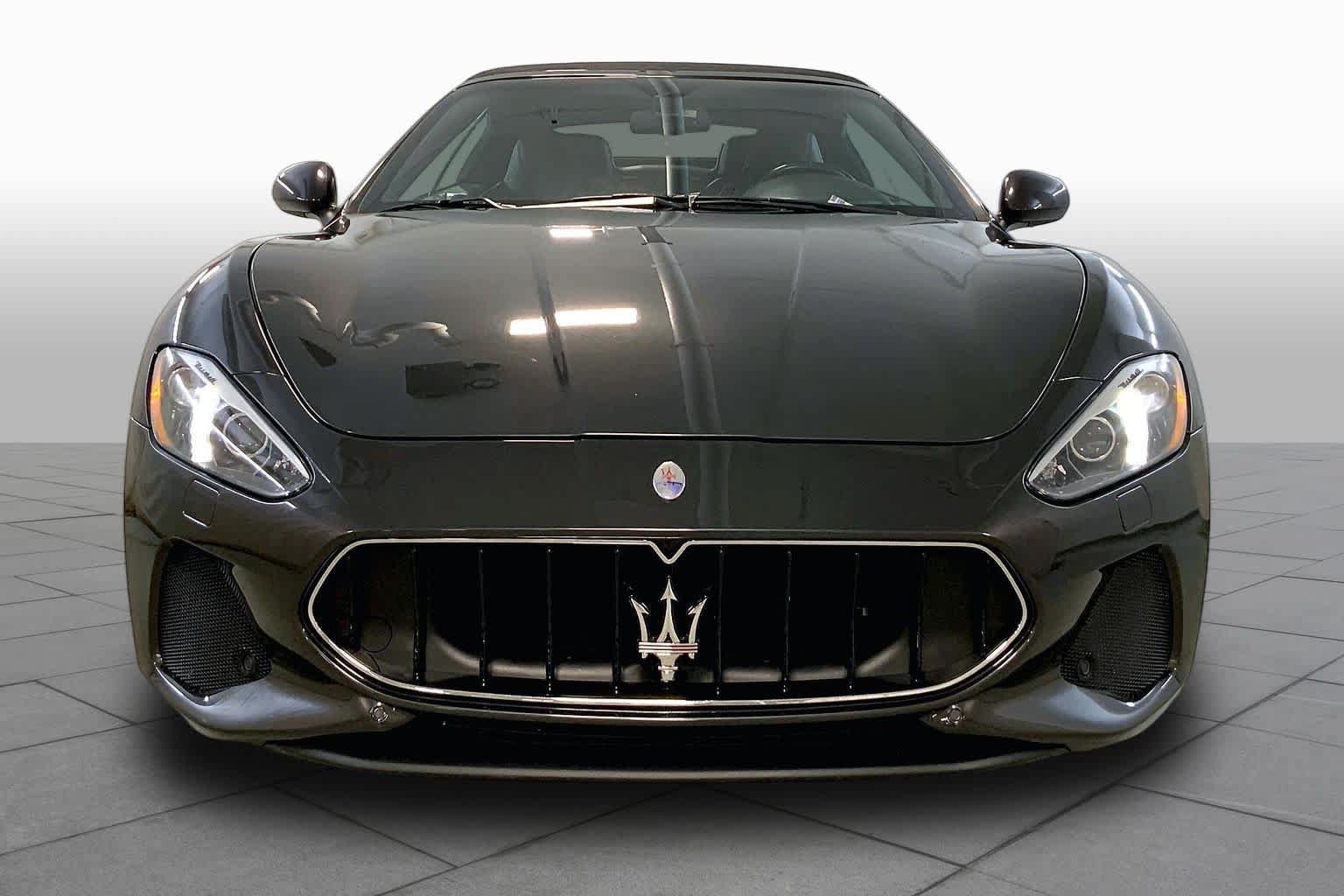 Used 2018 Maserati GranTurismo Sport RWD image 3