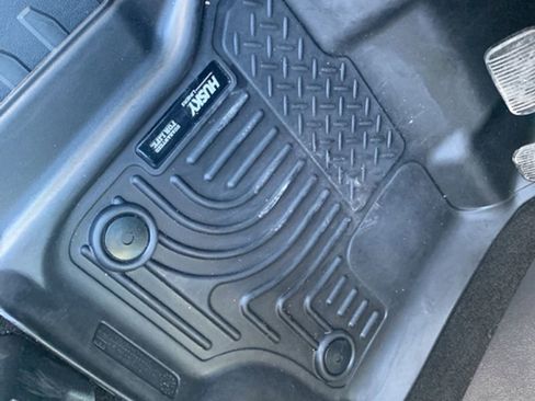 Used 2018 Ford F150 XLT w/ Equipment Group 302A Luxury image 10