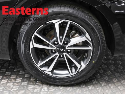 Used 2024 Kia Forte LXS image 8