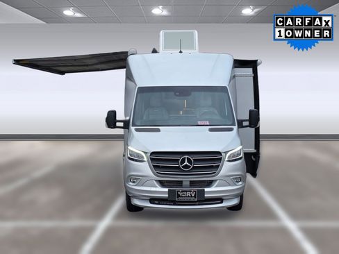 Used 2020 Mercedes-Benz Sprinter 3500 image 4