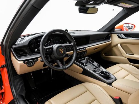 Used 2021 Porsche 911 Carrera S RWD image 5