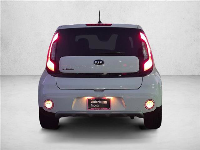 Used 2019 Kia Soul + FWD image 7