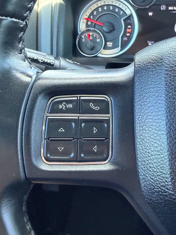 Used 2017 RAM 1500 Big Horn AWD/4WD image 30