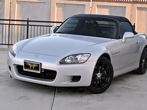 Used 2002 Honda S2000 image 3