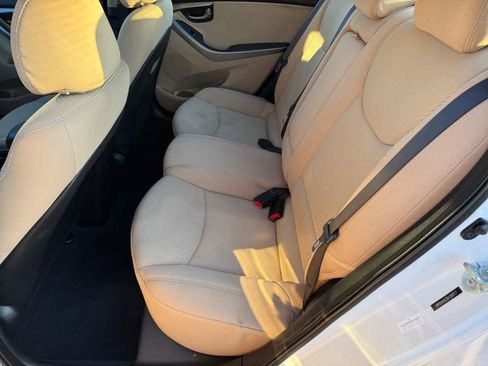 Used 2013 Hyundai Elantra GLS w/ Preferred Pkg image 11