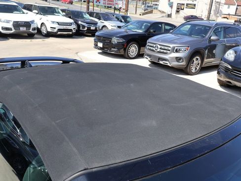 Used 2019 Chevrolet Camaro LT image 9