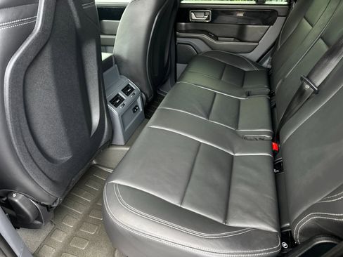 Used 2024 INEOS Grenadier Fieldmaster Edition image 11