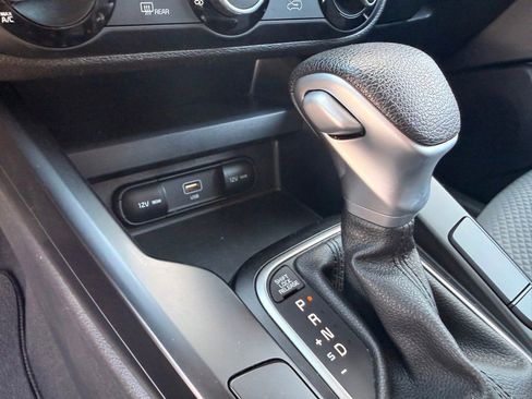 Used 2024 Kia Soul LX w/ Option Group 015 FWD image 22