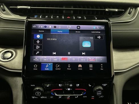 Used 2024 Jeep Grand Cherokee Limited 4xe w/ Luxury Tech Group II image 20