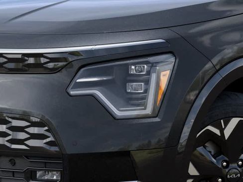 New 2026 Kia Niro Wave FWD image 10