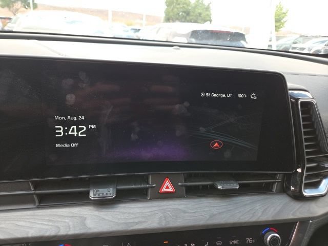 Certified 2024 Kia Sportage X-Pro AWD/4WD image 3