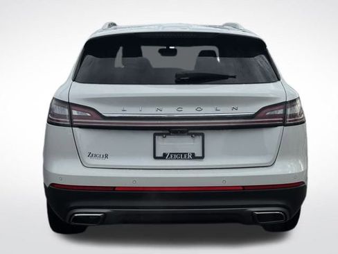 Used 2023 Lincoln Nautilus Reserve w/ Luxury Package image 7