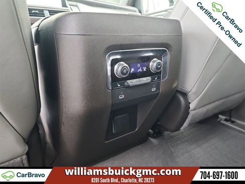 Used 2023 GMC Yukon SLT w/ SLT Premium Package image 22
