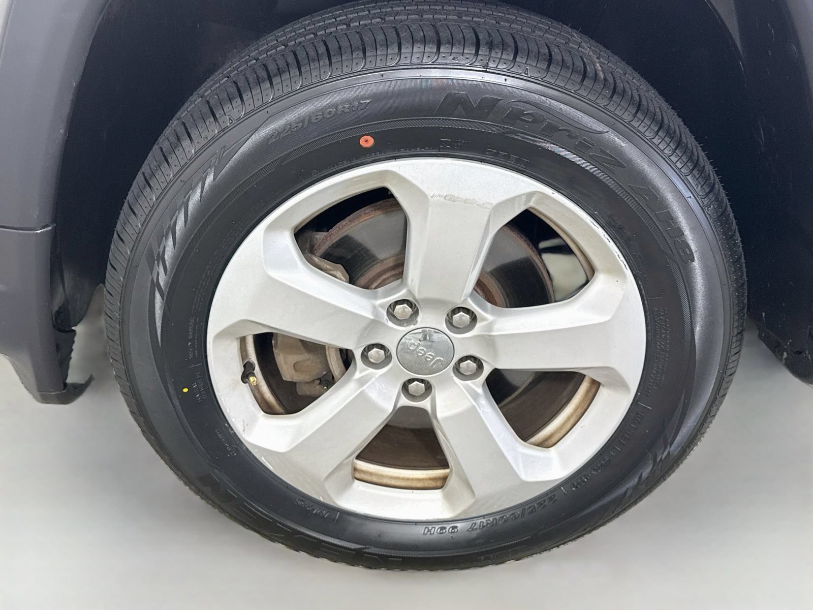 Used 2019 Jeep Compass Latitude w/ Popular Equipment Group AWD/4WD image 29
