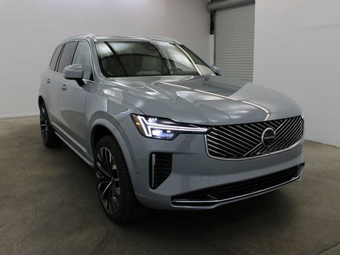 New 2026 Volvo XC90 B6 Ultra AWD/4WD image 6