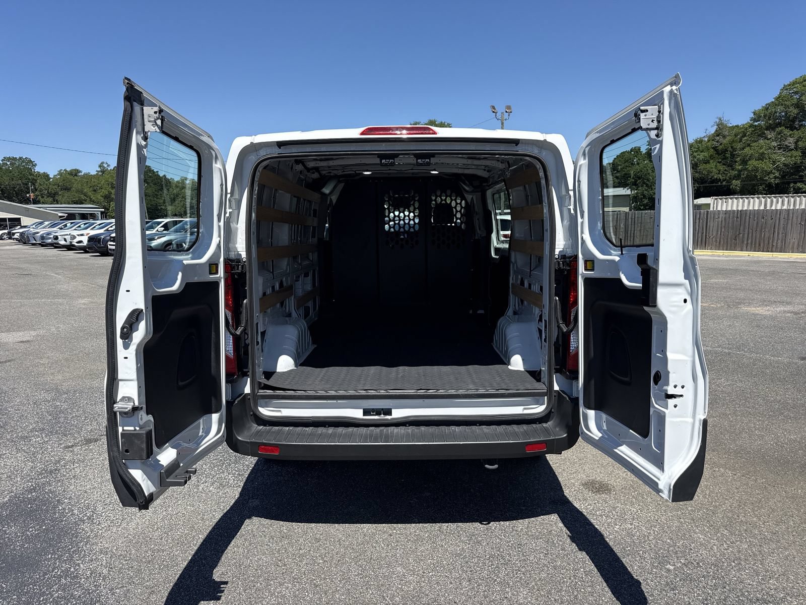 Used 2025 Ford Transit 250 Low Roof w/ Exterior Upgrade Package RWD image 25