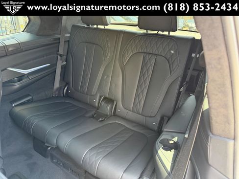 Used 2021 BMW X7 M50i w/ Executive Package AWD/4WD image 21