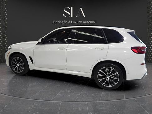 Used 2021 BMW X5 xDrive40i w/ M Sport Package image 9