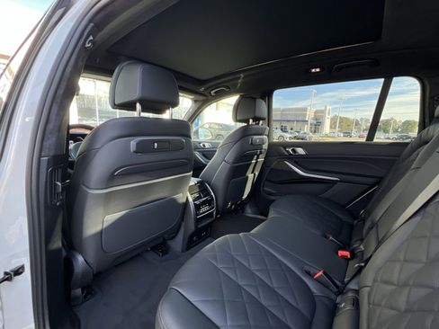 New 2026 BMW X7 xDrive40i w/ M Sport Package image 23