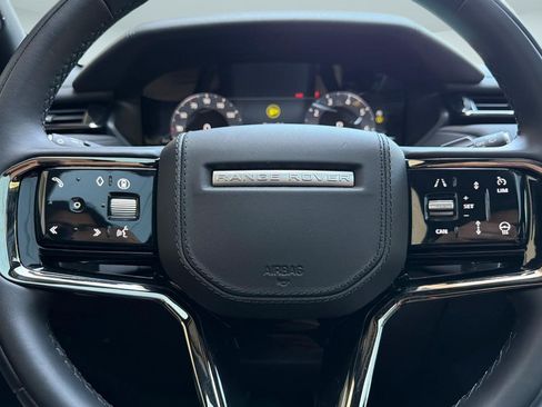 Certified 2026 Land Rover Range Rover Velar Dynamic SE AWD/4WD image 11
