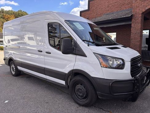Used 2019 Ford Transit 250 148 Medium Roof image 25