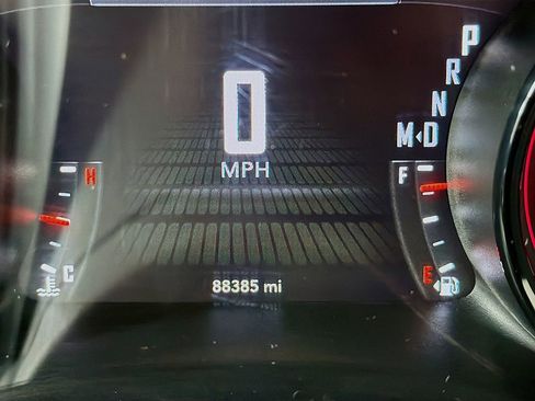 Used 2017 Dodge Challenger SXT w/ Blacktop Package image 27