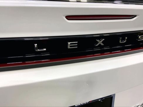 Certified 2023 Lexus RZ 450e Premium image 31