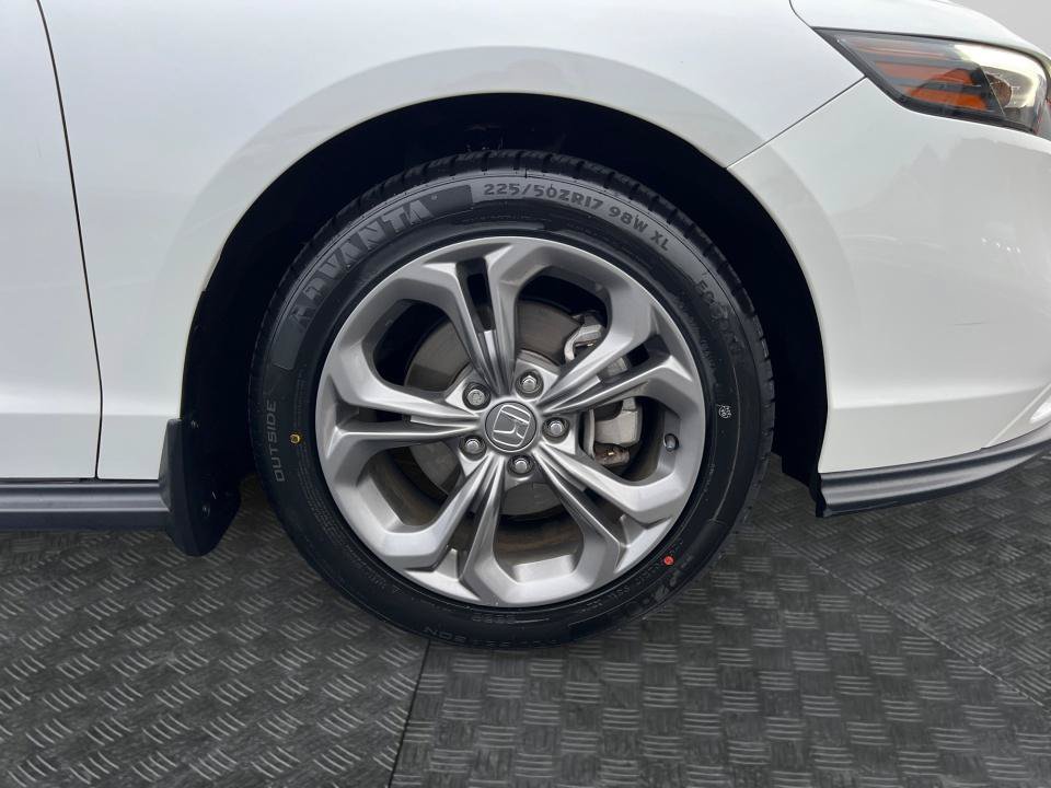 Certified 2023 Honda Accord EX image 25