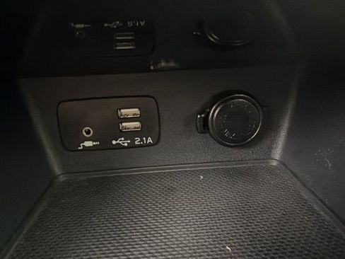 Certified 2022 Subaru Forester Wilderness image 34