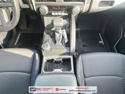 New 2025 Toyota Tacoma SR5 image 9