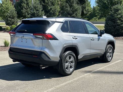 Used 2024 Toyota RAV4 LE AWD/4WD image 21