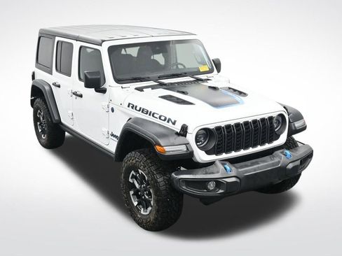 Used 2024 Jeep Wrangler Unlimited Rubicon 4xe AWD/4WD image 23